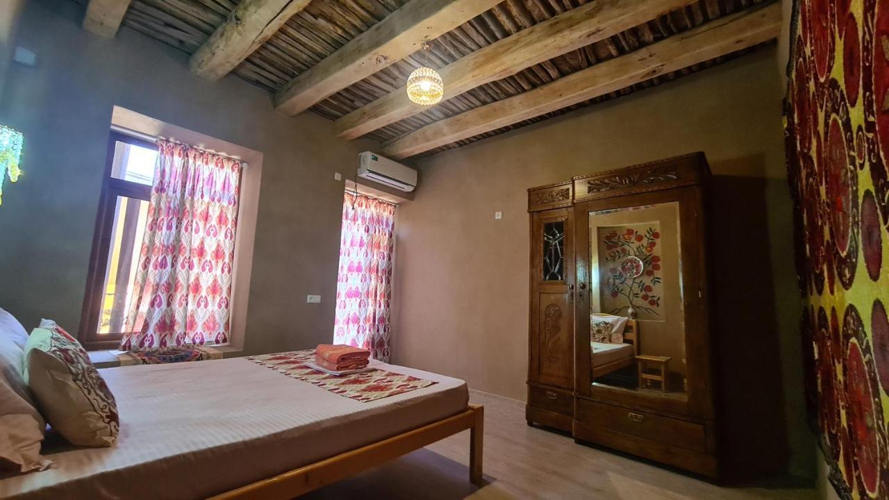 Azaliya Hostel Самарканд Екстер'єр фото