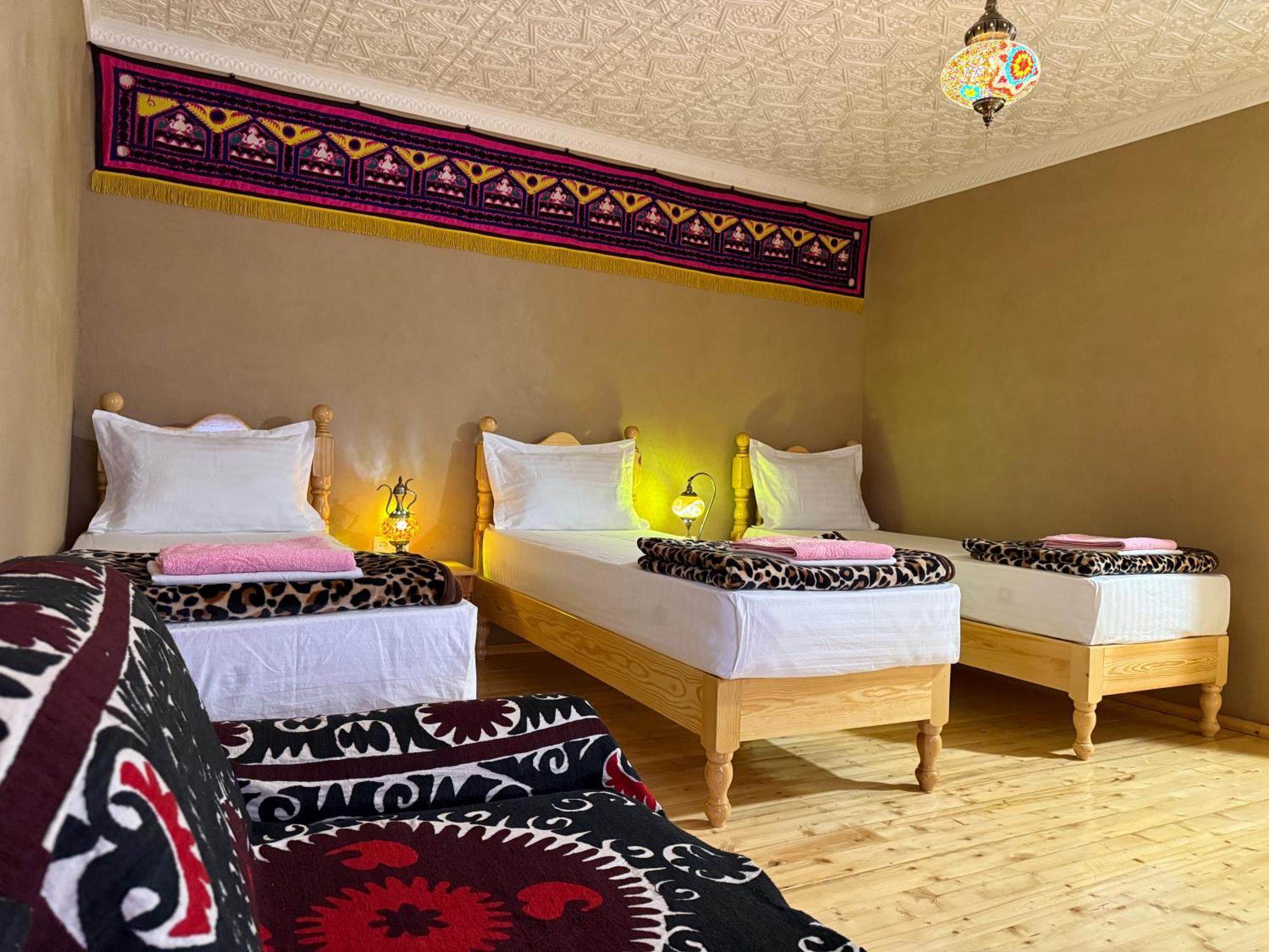 Azaliya Hostel Самарканд Екстер'єр фото
